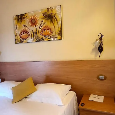 Mayer & Splendid - Wellness E Szálloda Desenzano del Garda