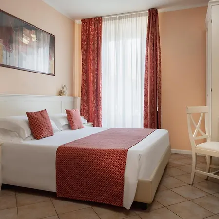 Mayer & Splendid - Wellness E 4* Дезенцано-дель-Гарда