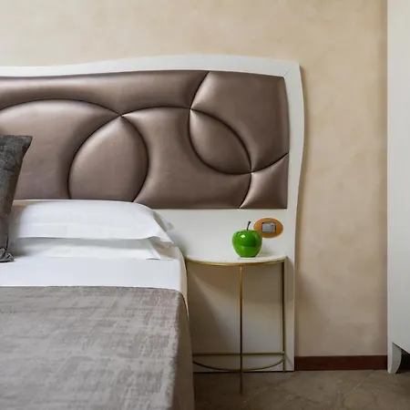 Mayer & Splendid - Wellness E Desenzano del Garda