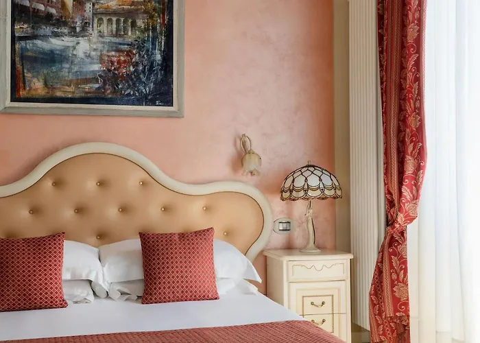 Mayer & Splendid - Wellness E Hotel 4*