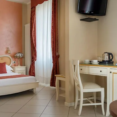 Otel Mayer & Splendid - Wellness E Desenzano del Garda