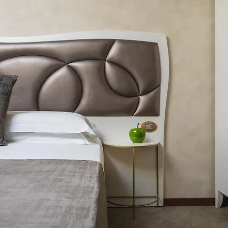 Mayer & Splendid - Wellness E Otel