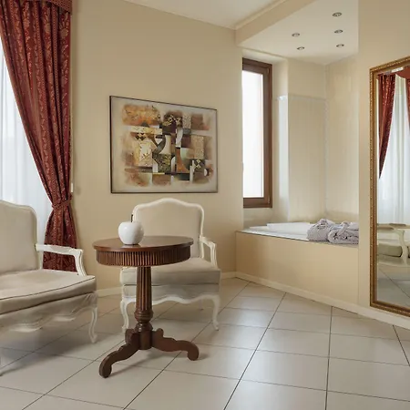 Mayer & Splendid - Wellness E Otel Desenzano del Garda